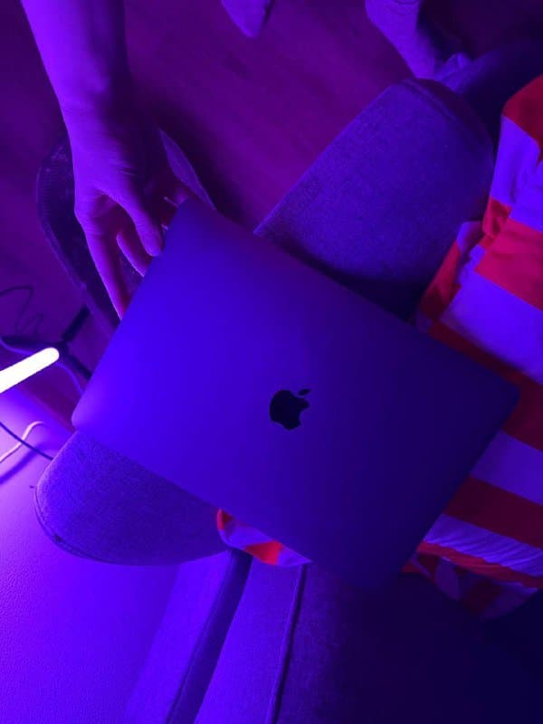 Macbook Pro 13 2020 i5 16GB RAM