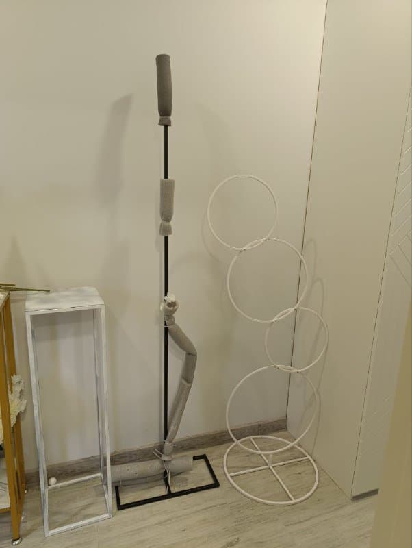 Стойки для украшения, искусственные цветы, пенопластовые шарики 4