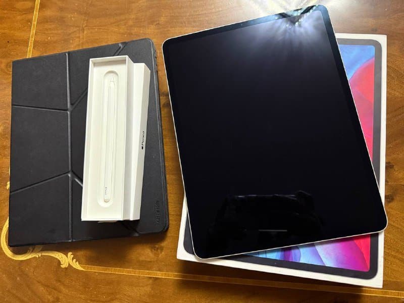 iPad Pro 12.9 4 поколения, Apple Pencil 2 поколения 2