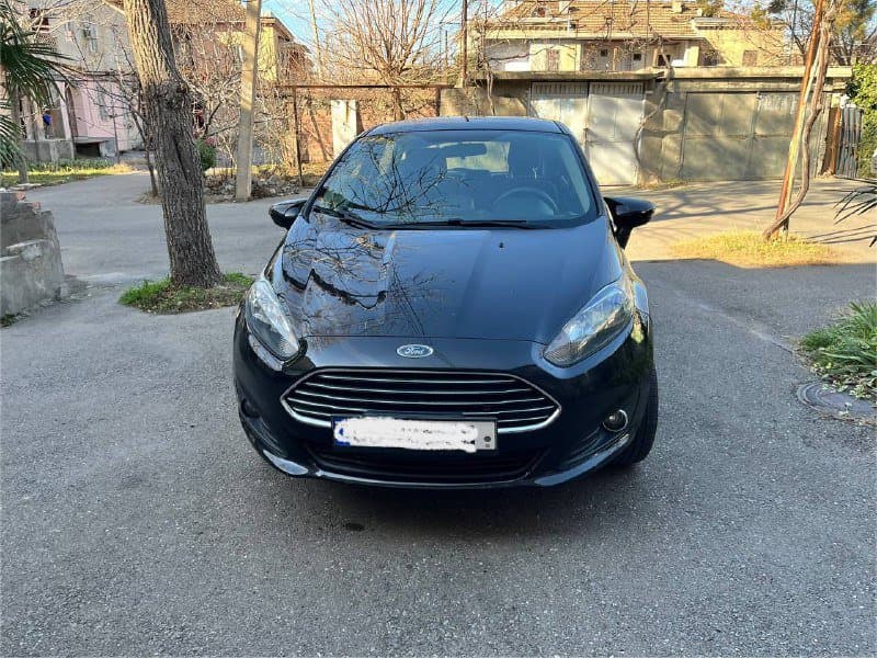 Ford Fiesta 2019, 1.6 бензин, 129000км 2