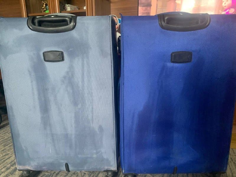 Два больших чемодана фирмы Тесла 5