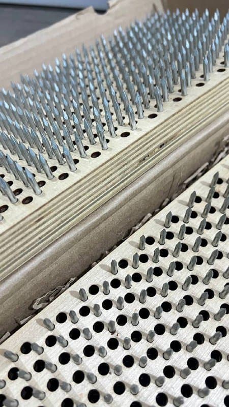 Доска с гвоздями Садху 3