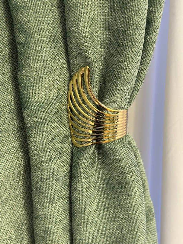 Подставка, баночки, зажимы, кувшин, серьги, весы 4