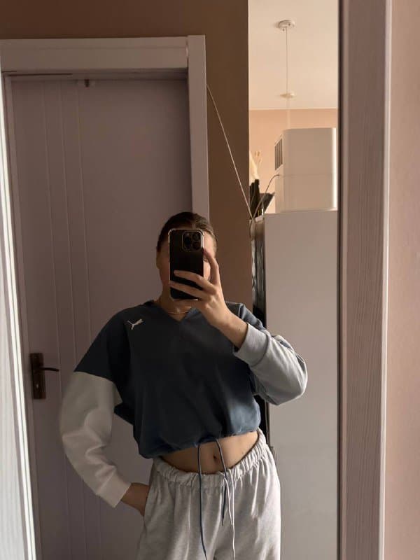 спортивная кофта puma, кофточка с мехом, розовый комбинезон, костюм znwr, спортивная кофточка adidas, юбка, боксерские шорты 1