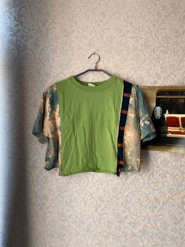 Джинсовка, кофточка, парные футболки, юбка теннисная, боди, хиппи накидка, свитер, шелковая рубашка 3