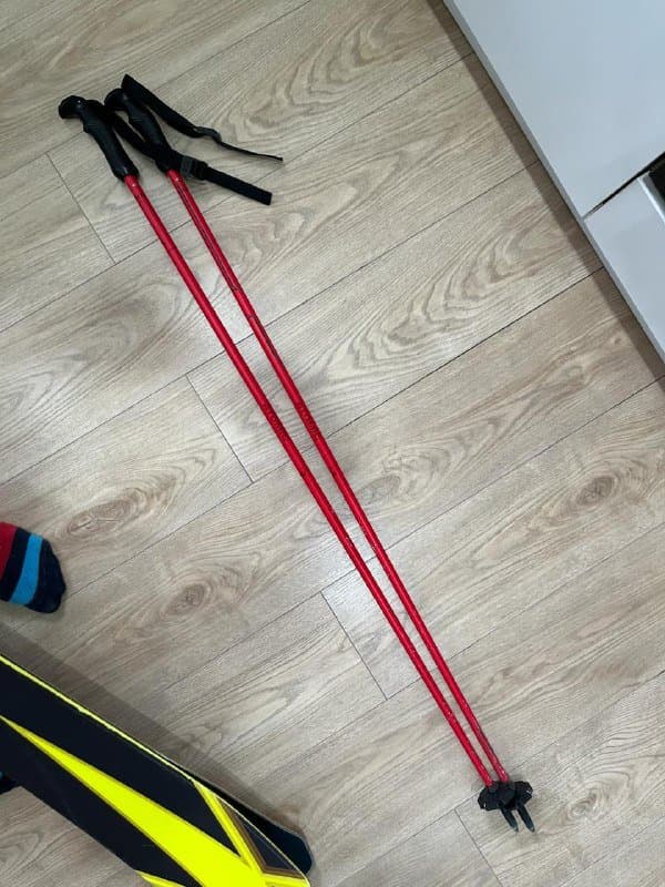 Лыжные палки карбоновые Atomic 125 см