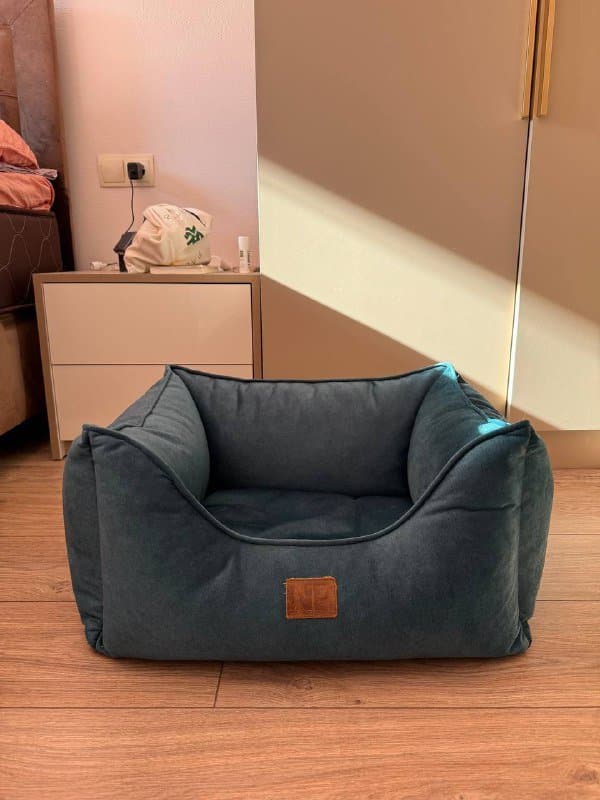 Лежанка для собак Noble Pet Leon 70x50 см 1