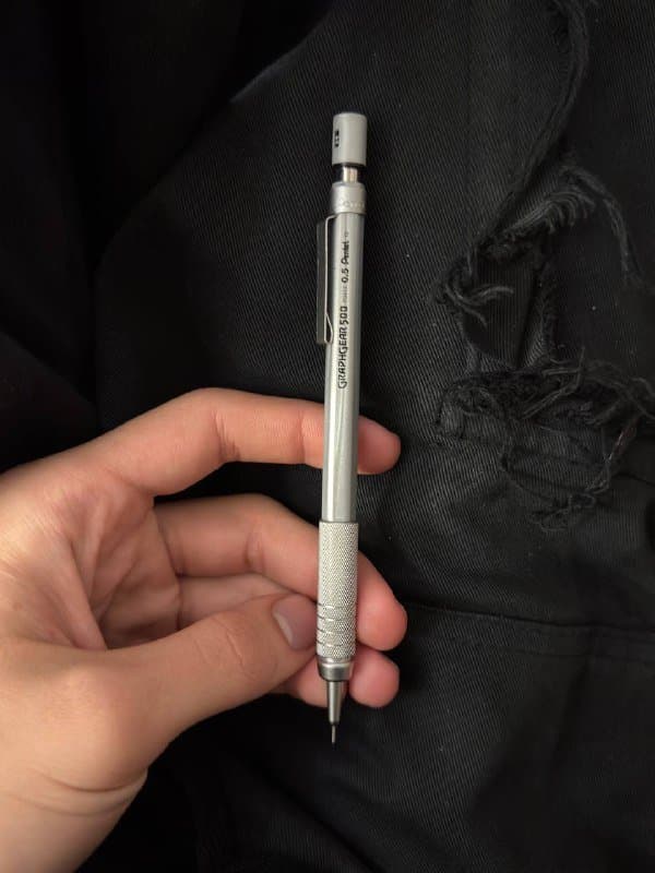 Механический карандаш Pentel 0.5 1