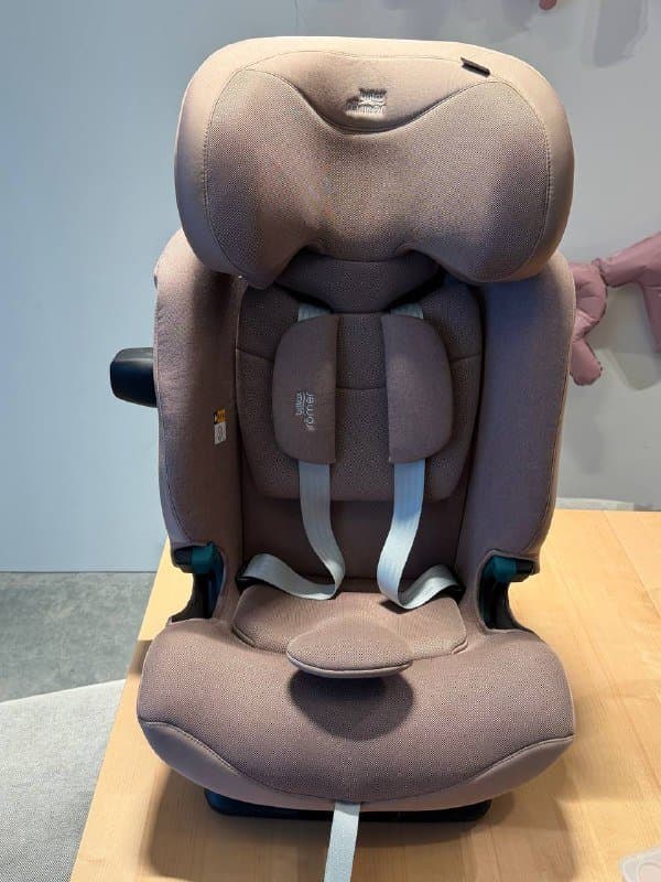 Детское автокресло Britax romer evolvafix 2