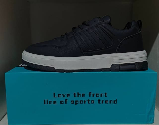 Кроссовки мужские, размер 43