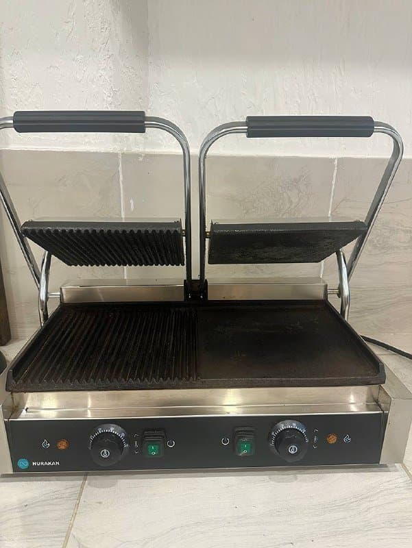 Контактный гриль Hurakan HKN-PE44MT