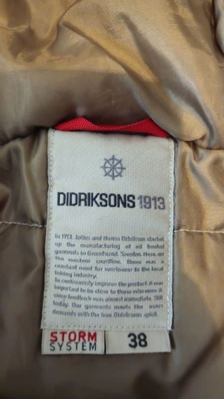 Женская тёплая куртка размер 38 3