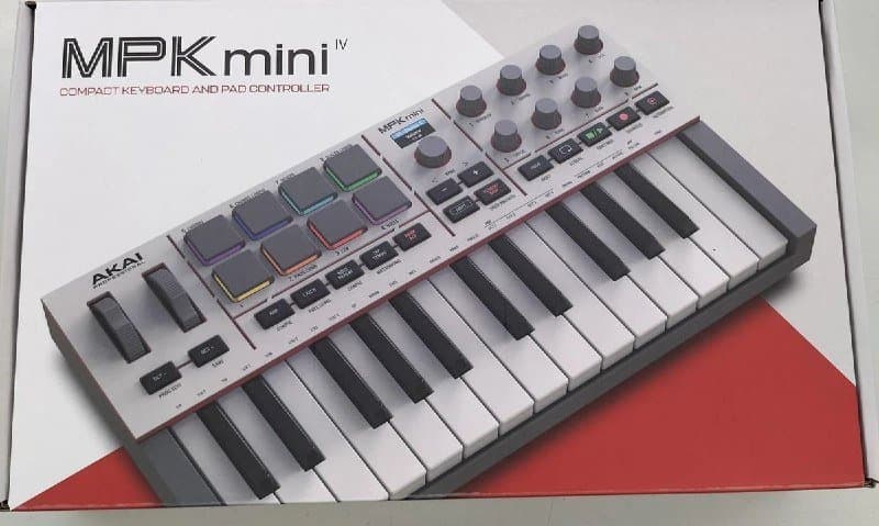 Akai Mpk mini 4 midi контроллер 2