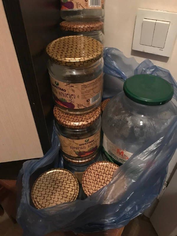 10 банок 0,5 л и 1 банка 3 л с крышками