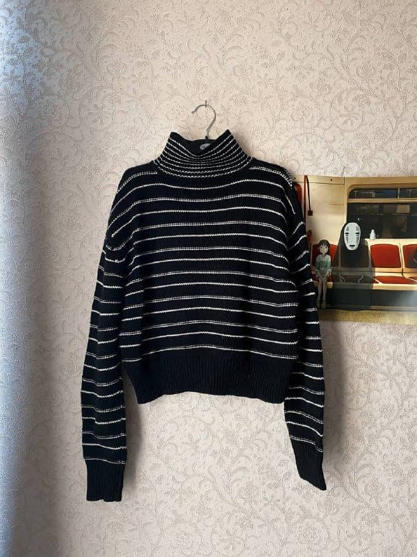 Джинсовка, кофточка, парные футболки, юбка теннисная, боди, хиппи накидка, свитер, шелковая рубашка 9