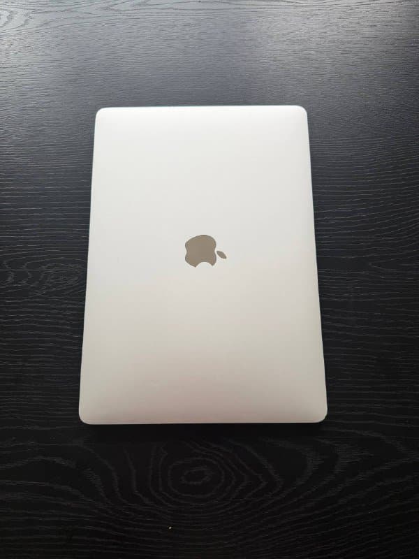 MacBook Air Retina 13.3 2018 i5 8GB 256GB Space Gray 2