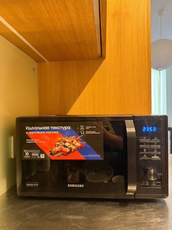 Микроволновая печь Samsung mg23k3515ak 1