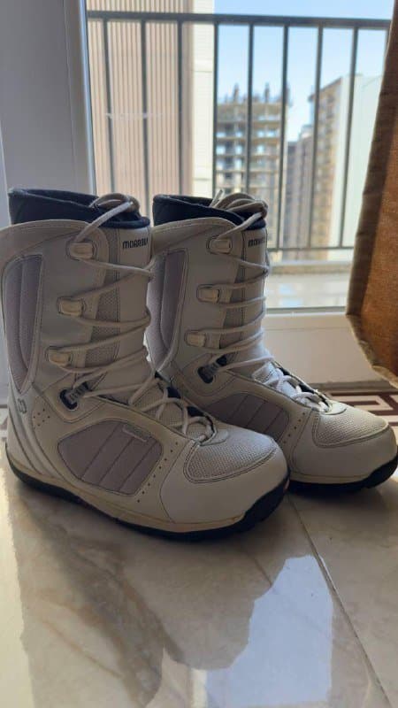 Ботинки сноубордические, крепления, куртки, комбинезон, чехол, кроссовки трекинговые 1