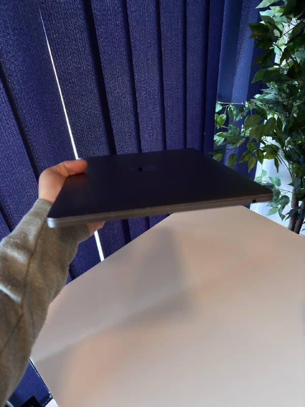 Macbook Pro 2017 i5 8/128 GB 6