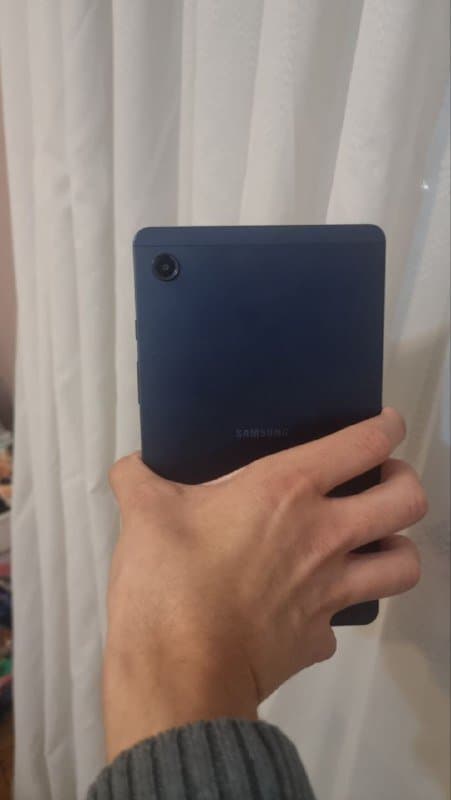 Планшет Galaxy Tab A9 с чехлом 3