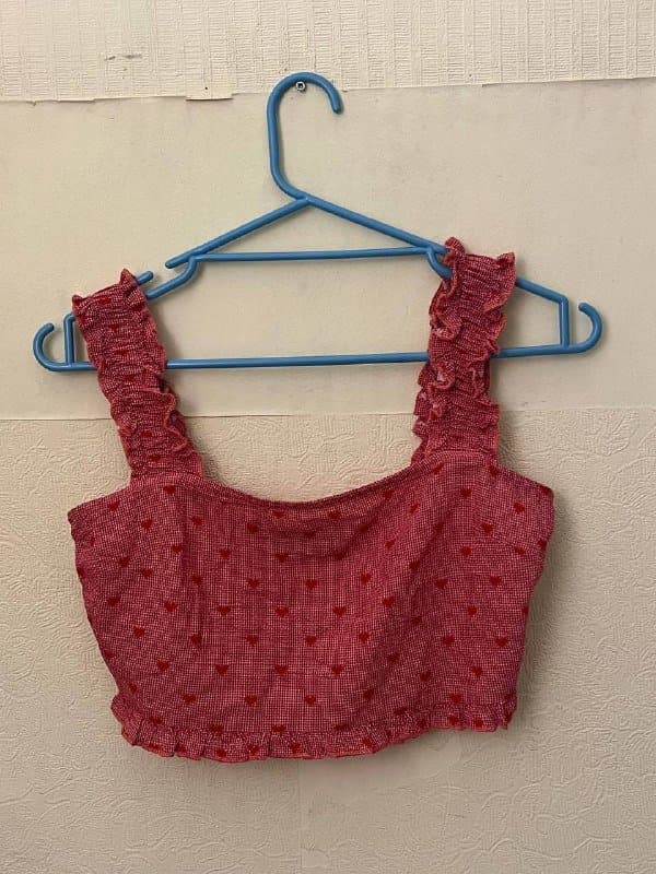 топ розовый, футболка белая, топ stradivarius, лонг zara, футболка розовая zara, рубашка, лонг, поло mng, легинсы, майка розовая спортивная, лонг