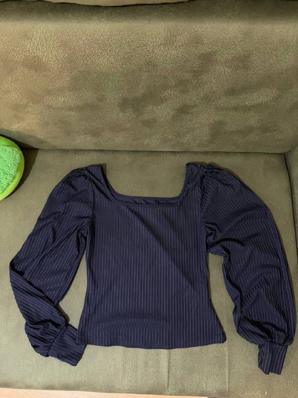 Пальто beige, топы синий и белый, коричневые штаны, черные джинсы, синяя блузка, синее поло, рубашка 6