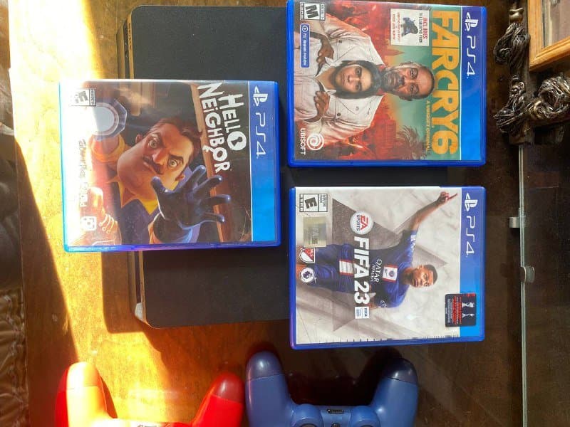 HyperX alloy origins 60, PS4 500GB, 2 джойстика, 3 игры 10