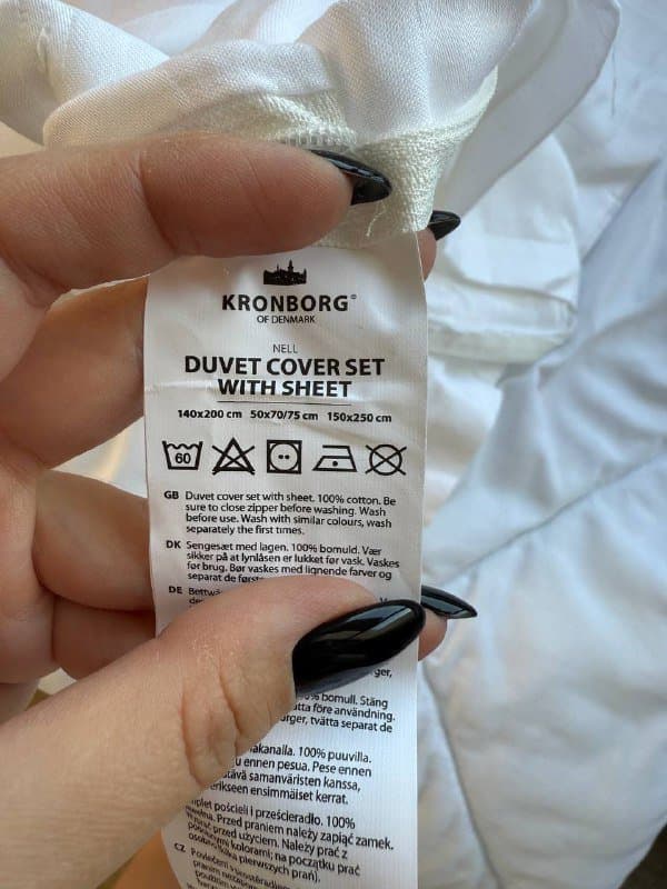 2 одеяла, простыня и наволочка 5