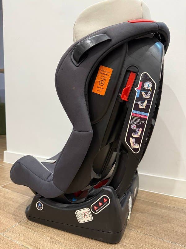 Детское автокресло happy baby passenger v2 с вкладышем 3
