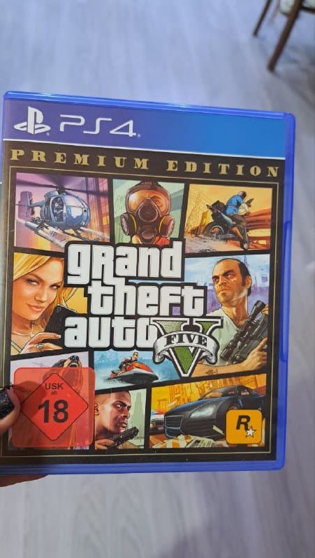 Диск GTA V Premium Edition для PS4