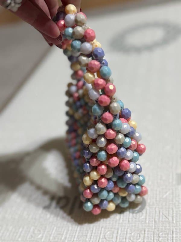 Сумки из бусин разноцветная, черная, белая с голубым, черная в полоску 3