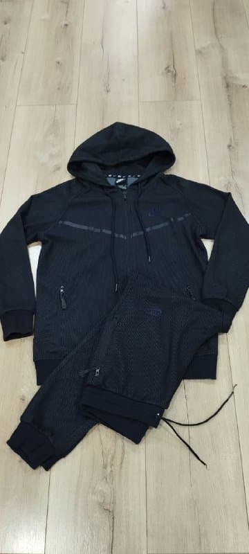 Куртка кожаная, Куртка серая, Костюм спортивный 5