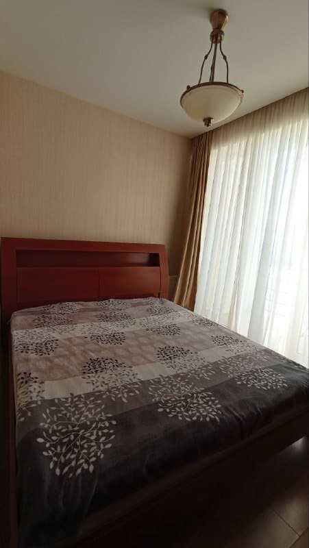 Двуспальная кровать с матрасом 1