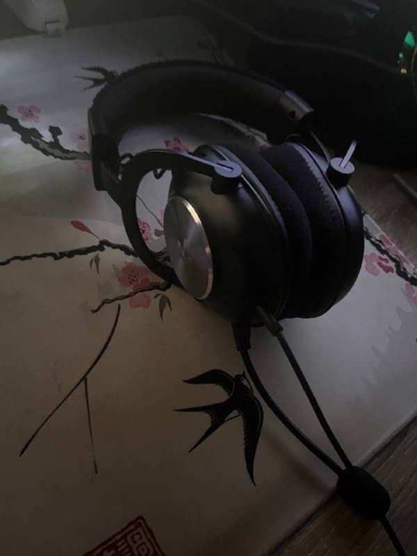 Наушники Logitech g pro x