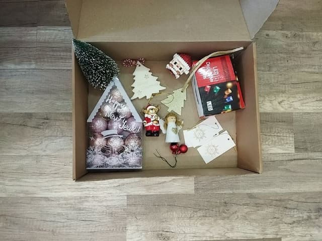 Новогодние украшения и магнитики