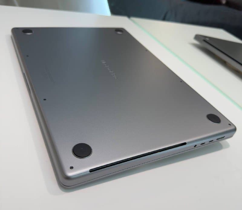 MacBook Pro M1 Max RAM 32Gb 1Tb 16 дюймов 6