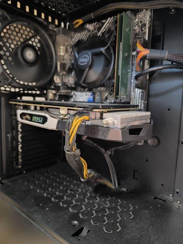 Настольный ПК с монитором Samsung 27, клавиатурой, мышью