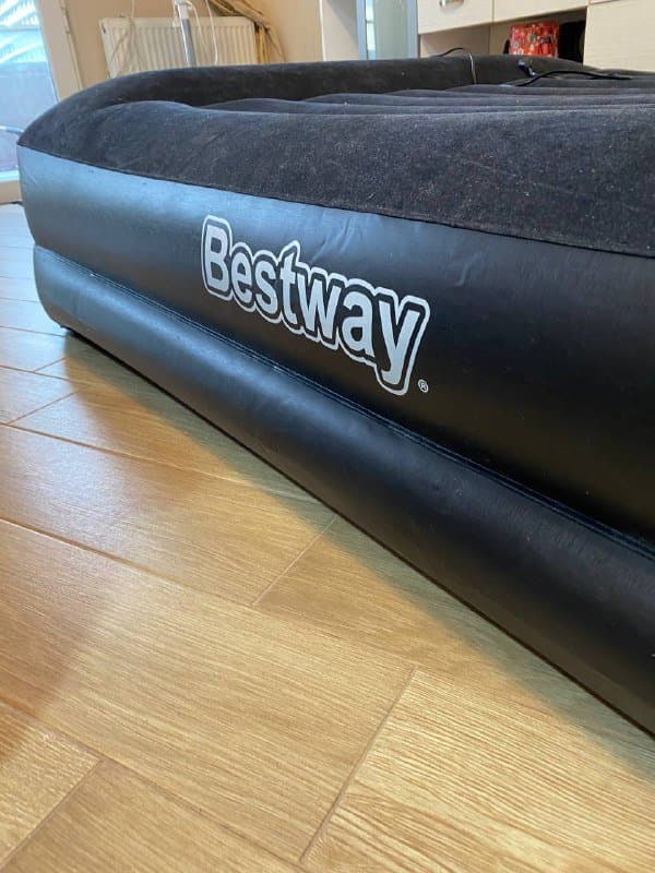 Надувной матрас Bestway с насосом 2