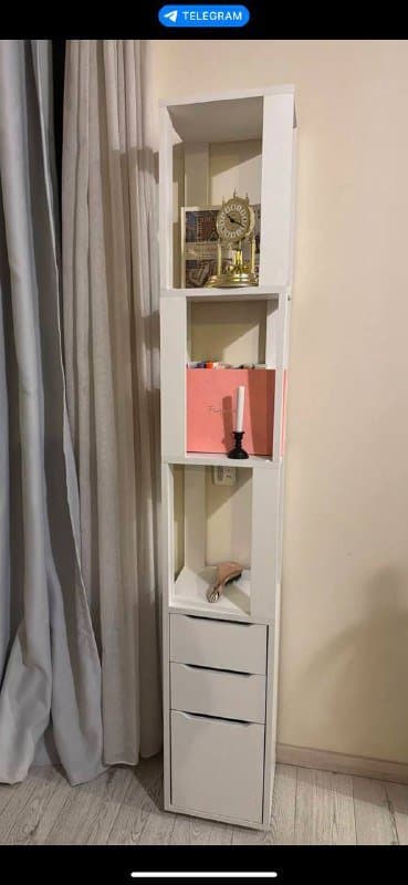 Пенал, стеллаж детский, тумбы прикроватные