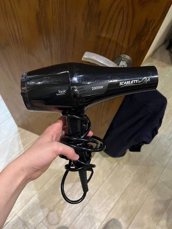 Фен Scarlett 2000W