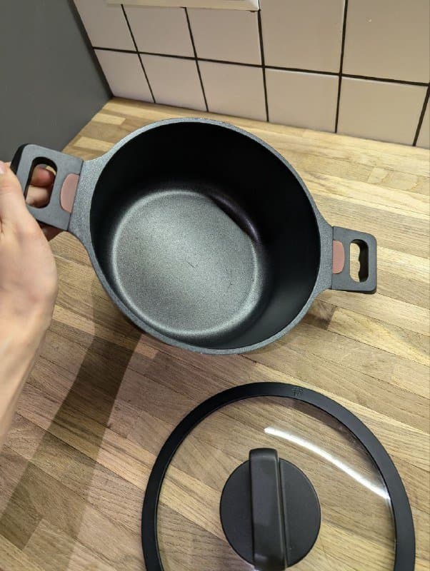 Кастрюля с крышкой большая Berllong, средняя Ambition, маленькая Berlinger Haus, сковорода Pyrex, кухонная утварь 4