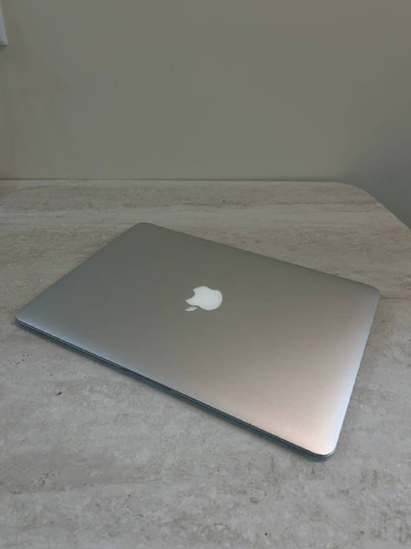 Кальян, PlayStation 4 pro, MacBook Air 5