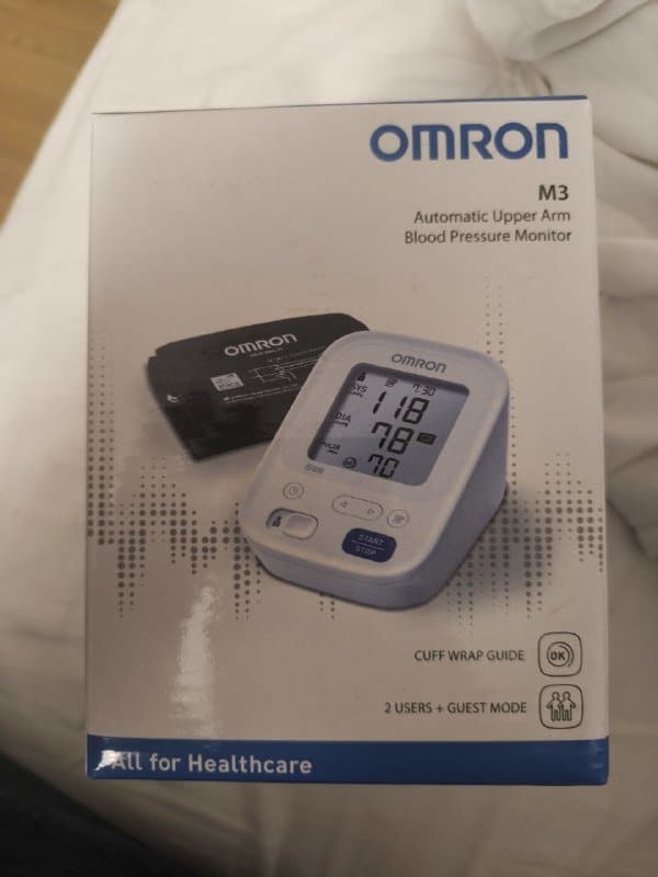 Omron M3 автоматический тонометр на плечо