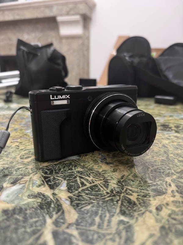 Panasonic Lumix ZS60 / TZ80 / TZ81 камера