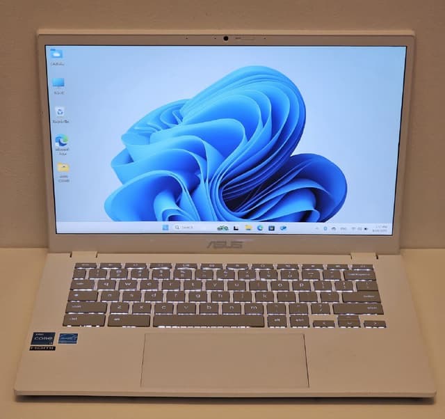 Ноутбук Asus Chromebook Plus CX3402 Pearl White