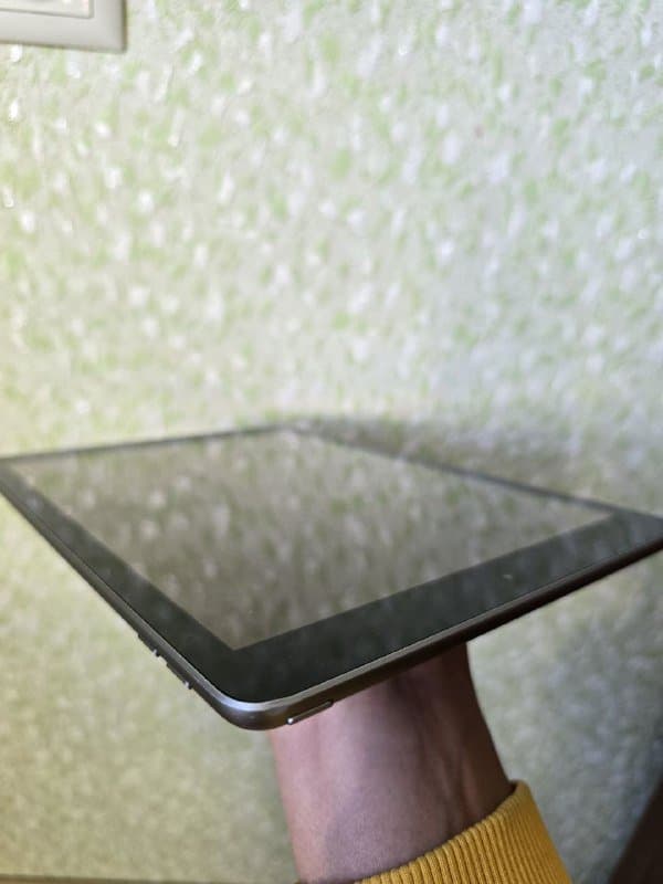iPad 6 32 ГБ 9.7" 4
