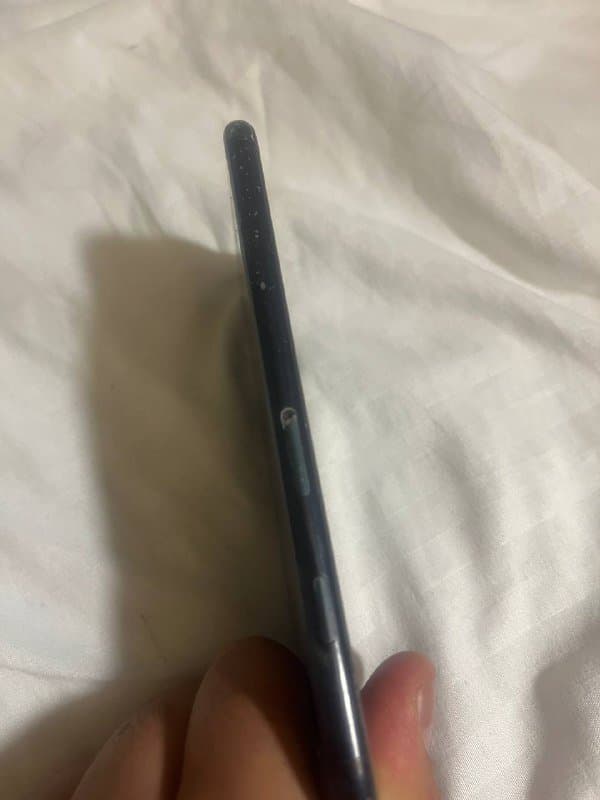 Айфон 7 32ГБ 3