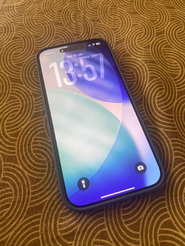 Apple iPhone 17 Pro Max 256GB Cosmic Orange 4