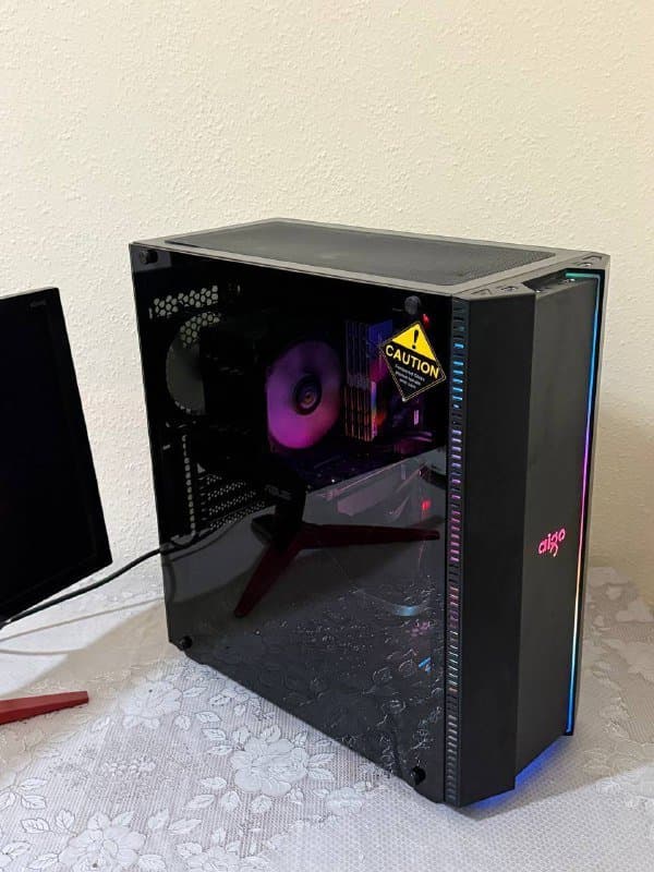 Игровой компьютер i7-7700K RX 580 8GB и монитор Acer 24" 144Hz 5