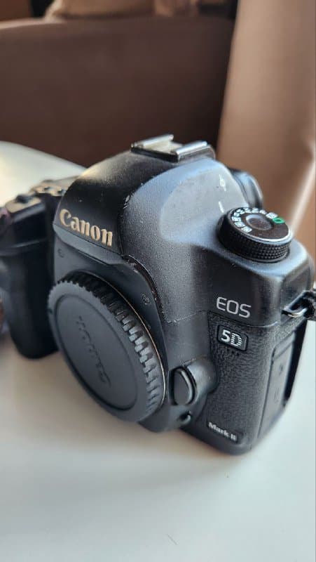 Фотоаппарат Canon EOS 5D Mark II